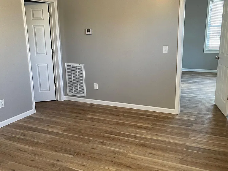 412 E Watauga Ave #1 — Photo 3