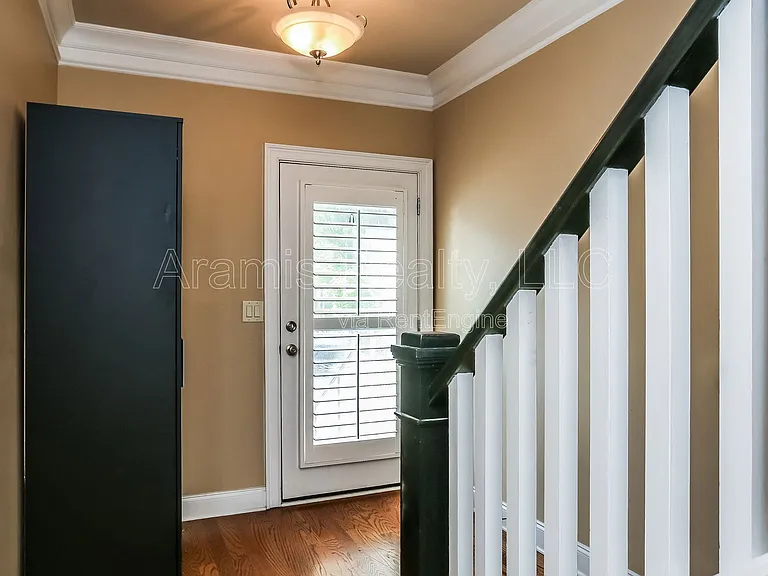 1258 Dekalb Ave NE — Photo 9
