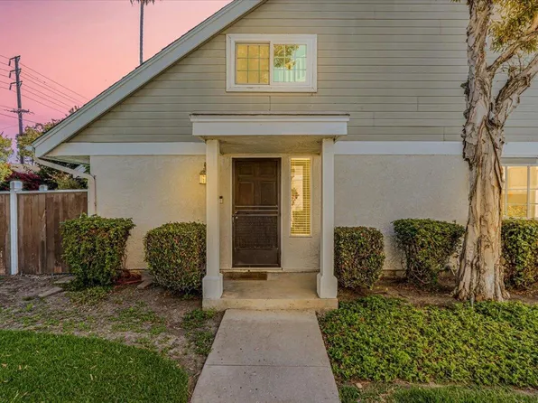 8973 Aberdare St, Ventura, CA 93004