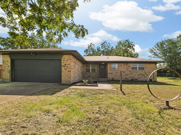 609 S Farmington Rd, Howe, TX 75459