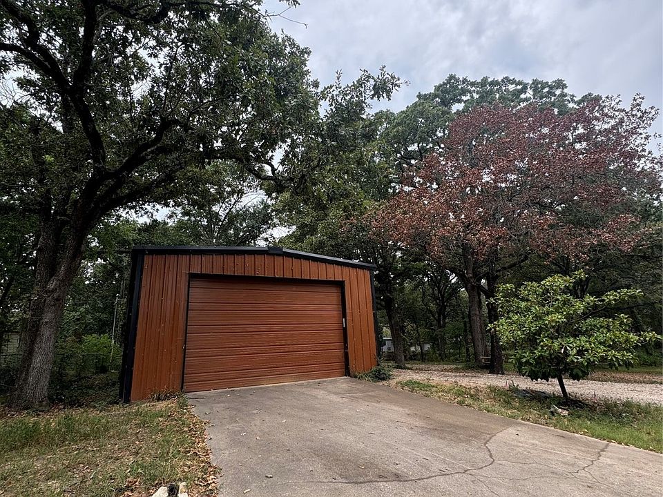 1st image of 9732 Shawnee Ln