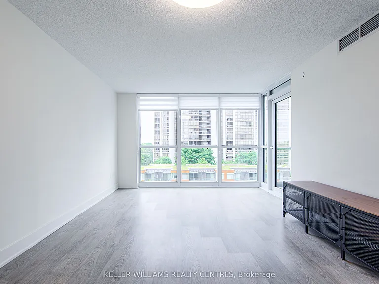 88 Sheppard Ave E #511 — Photo 10
