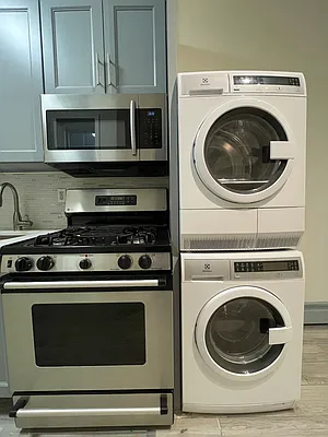 Rented by Corcoran | media 43