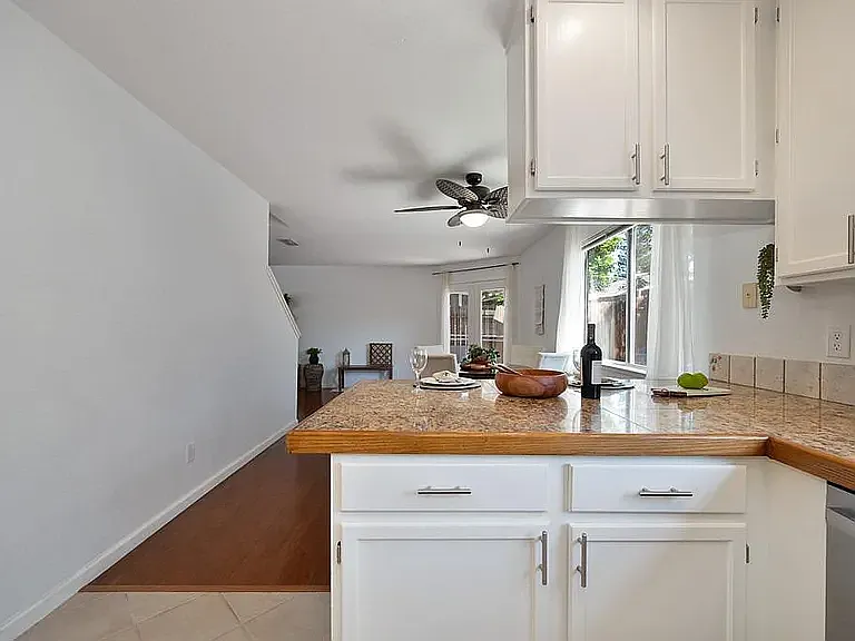 21 Marty Cir — Photo 33
