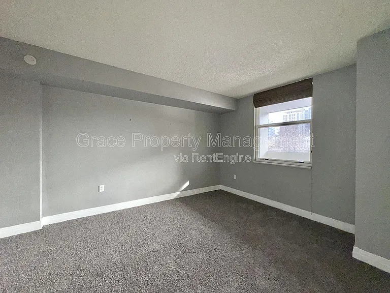 601 W 11th Ave #106 — Photo 8