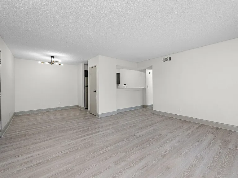 Rosehill Pointe — Photo 68