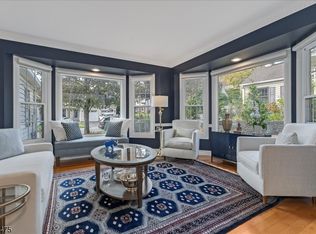 11 Shadowbrook Ln, Morristown, NJ 07960