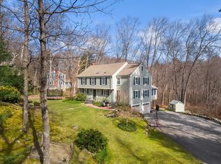 81 King George Dr, Boxford, MA 01921