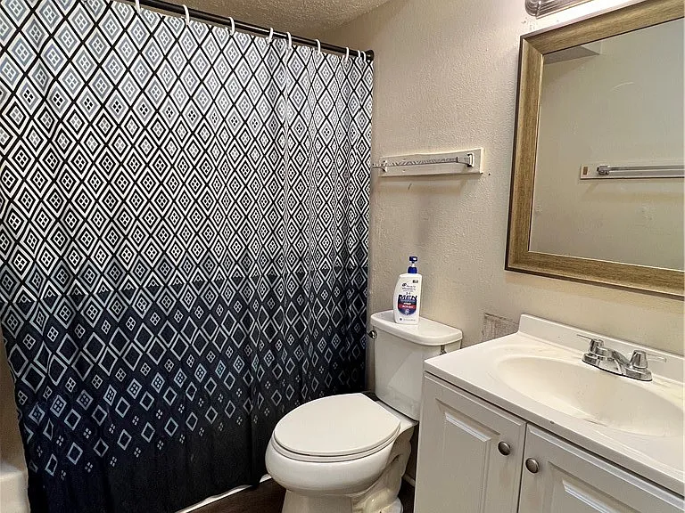 2406 Toro Ln #D — Photo 11