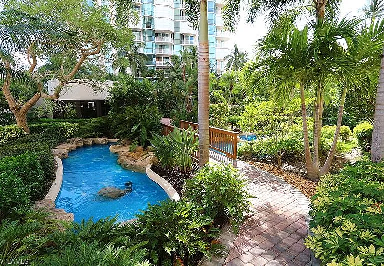 4251 Gulf Shore Blvd N #17A — Photo 27