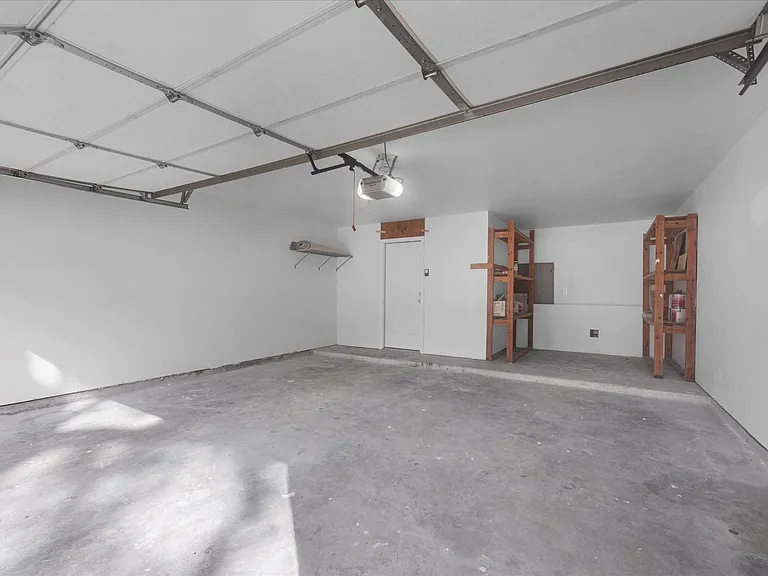 4241 Mountain Peak Way — Photo 26