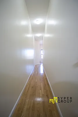 Rented by The Syper Group | media 8