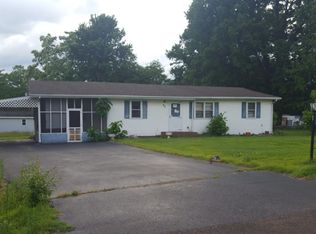 92 Meadowview Ln, Mayfield, KY 42066