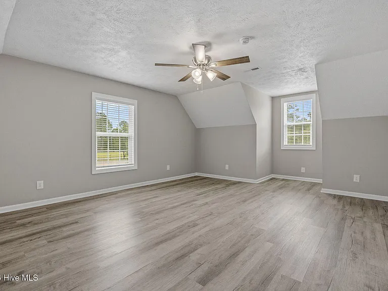 5312 Swanns Station Rd — Photo 33