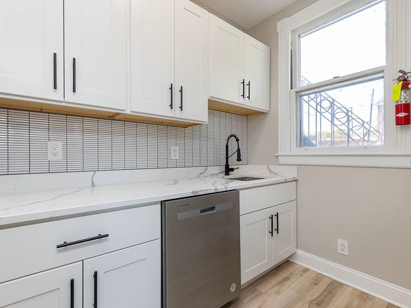 103 Washington St #2B