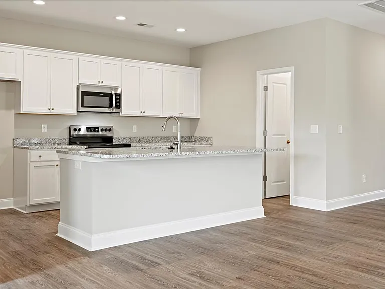 1466 Summergate Dr — Photo 17