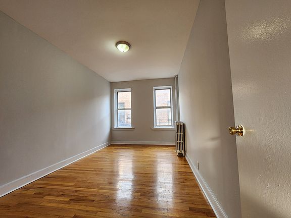 4th image of 233 W 233rd St APT 4A