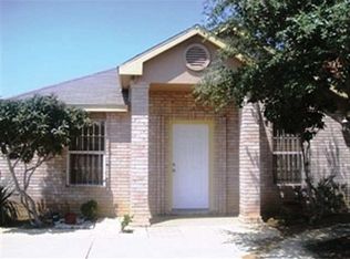 138 Barracuda Dr, Laredo, TX 78043