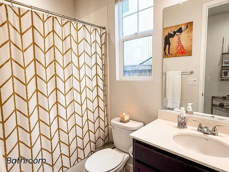 681 W Crocker Ln — Photo 16