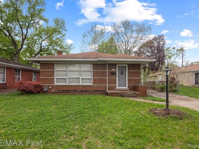 20101 Fenton St, Detroit, MI, 48219