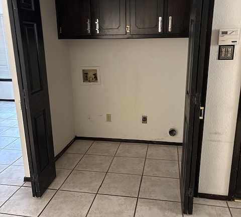 4th image of 7511 Avenue W #B