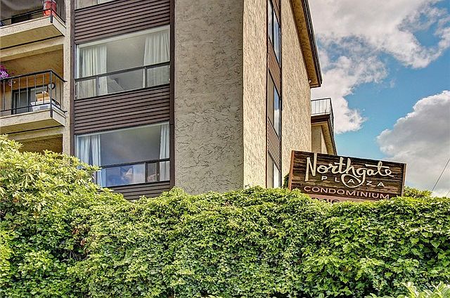 1st image of 9416 1st Ave NE APT 402
