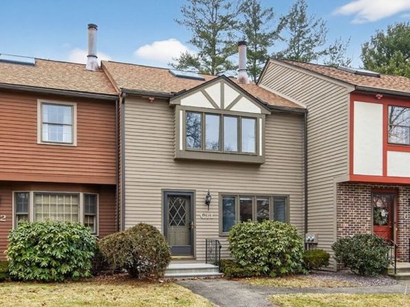 11 Scotty Hollow Dr #C