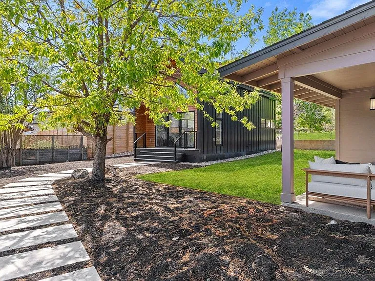 2503 Rockingham Dr — Photo 26
