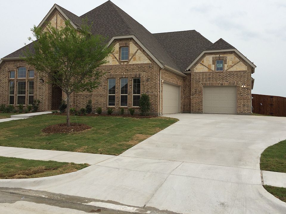 2nd image of 510 Hilltop Dr