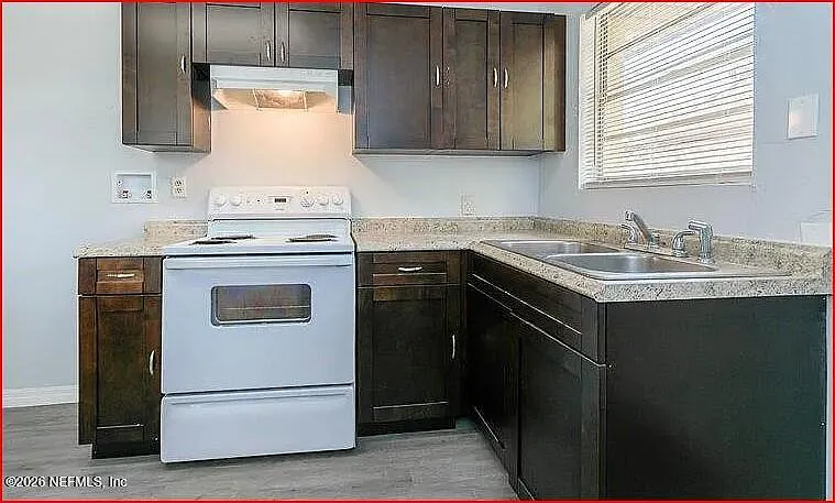 744 Ernona St — Photo 1