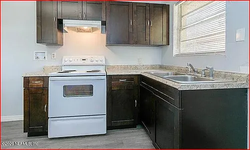 744 Ernona St Photo 1