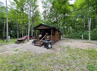 20270 Wade Rd, Corry, PA 16407