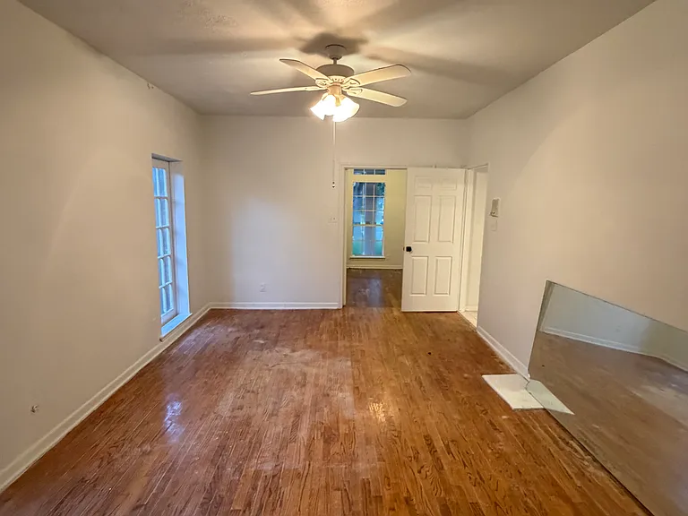 7218 Holder Forest Ct — Photo 41