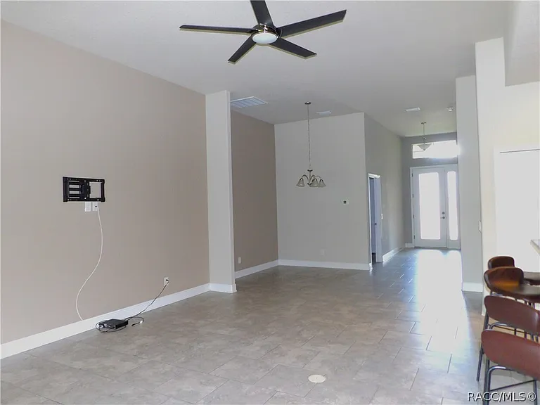 1597 W Caroline Path — Photo 22