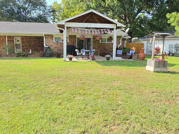 17 Breakenridge Dr, Eufaula, OK 74432