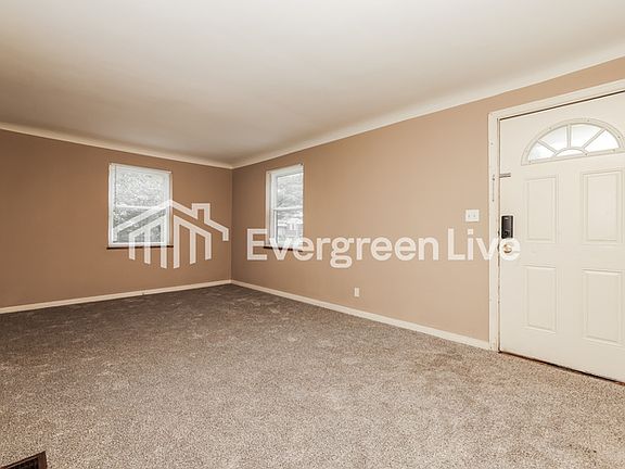 3rd image of 240 Castlewood Ave