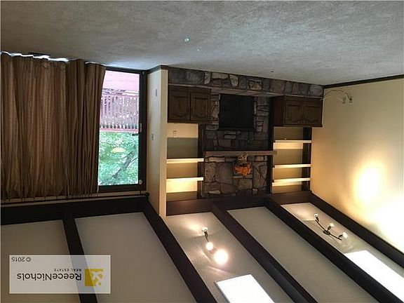 4th image of 132 Woodbridge Ln