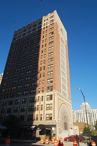 1st image of 1211 N La Salle St #503