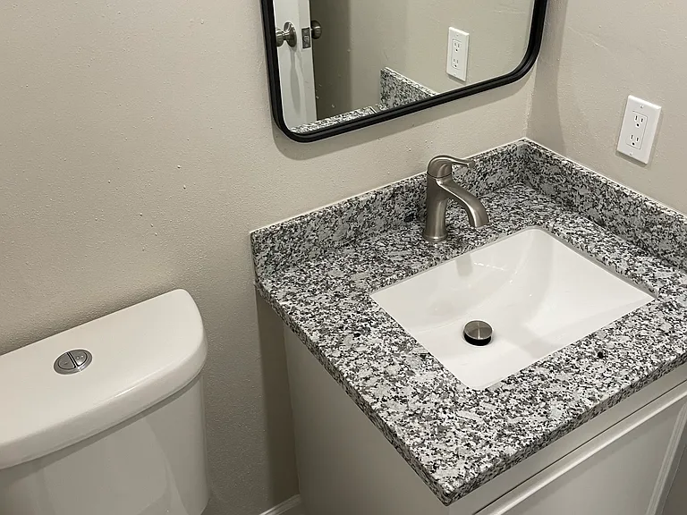 N Willow Dr — Photo 11
