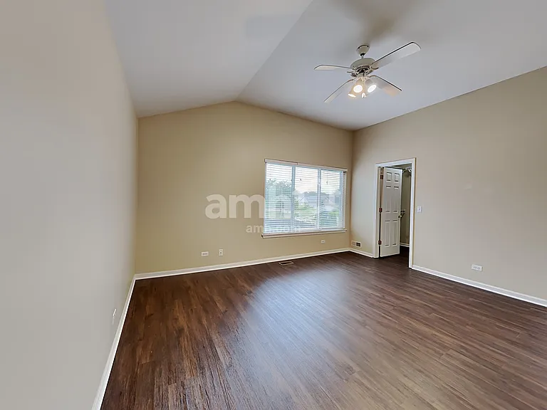 266 W Holly Ct — Photo 14