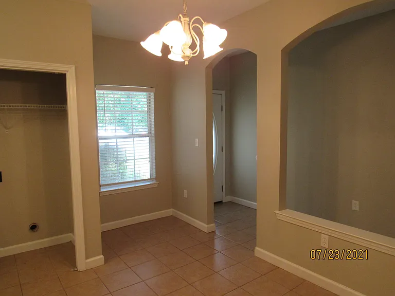 22 Trevor Dr — Photo 6