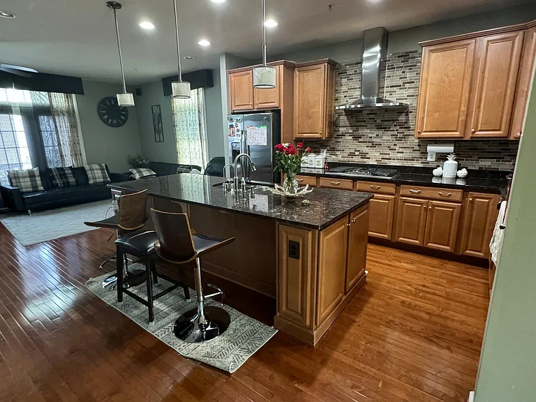 13679 Neil Armstrong Ave — Photo 1