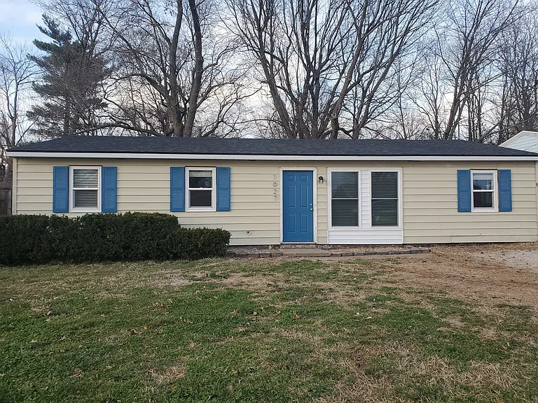 1027 E Villa Marie St — Photo 11