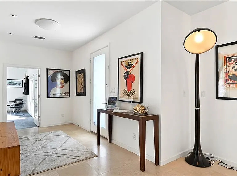 586 Yucca Rd — Photo 4