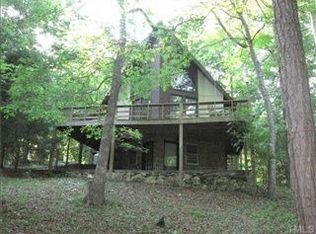 2509 Caprea Ct, Chapel Hill, NC 27514