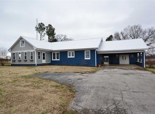 840 Dyersburg Hwy, Trenton, TN 38382