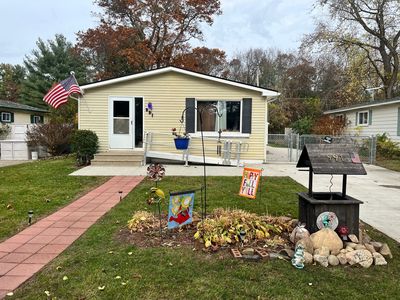991 N Park St, Highland, MI, 48356