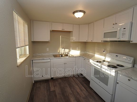 5th image of 677 Miller Ct