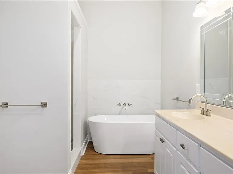 2295 Brandon Ct NE — Photo 23