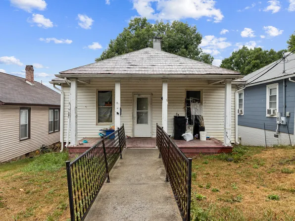 319 3rd St, Clifton Forge, VA 24422